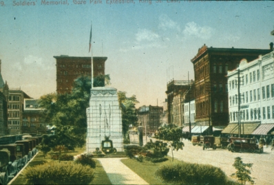 Cenotaph in Gore Park, 1923
