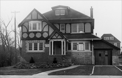 New House in Westdale New House in Westdale